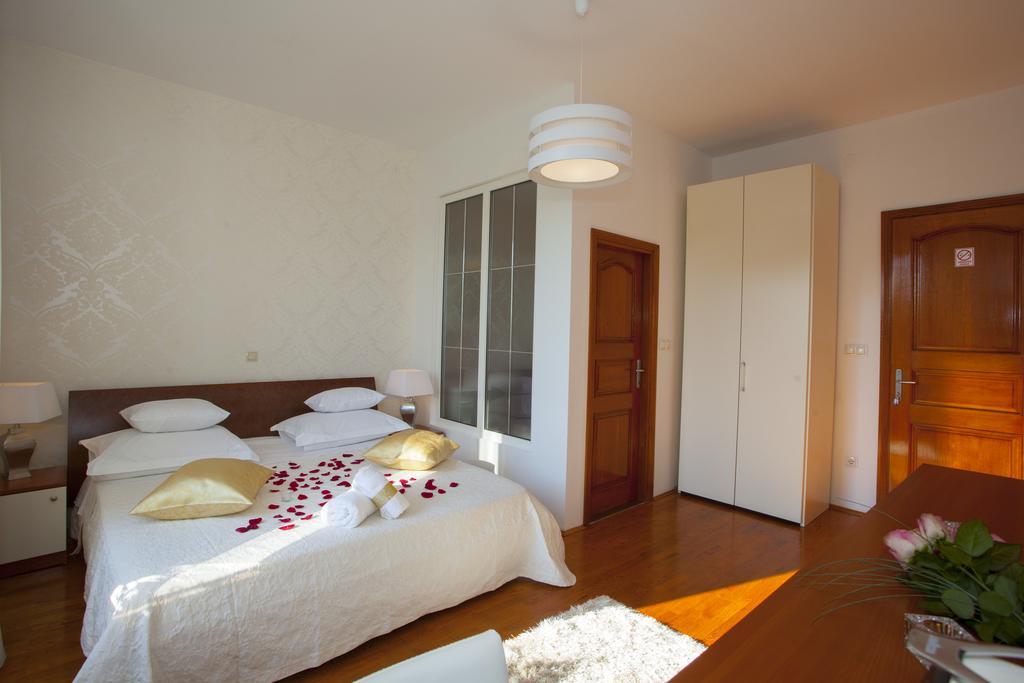 Luxury Rooms Duje Split Exterior foto